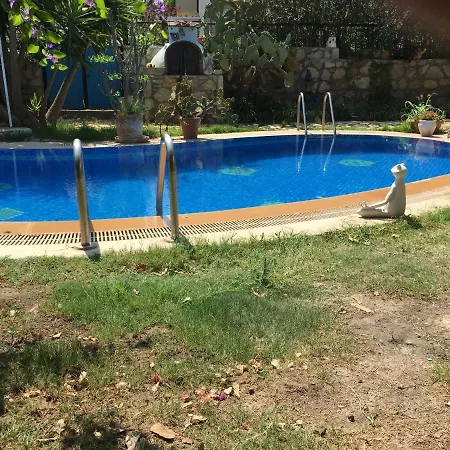 Hira * Datça