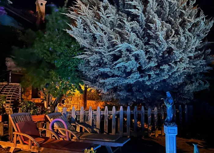 Hira בית נופש דטקה