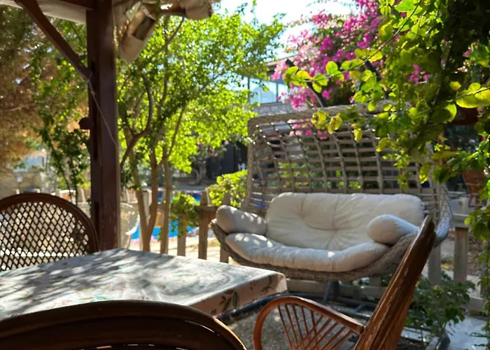 בית נופש Hira *